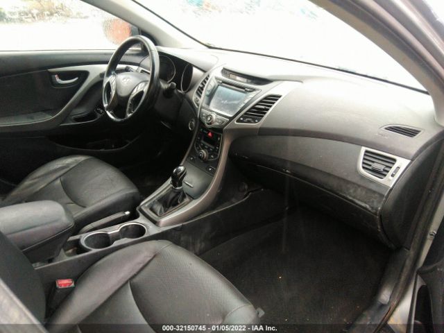 Photo 4 VIN: KMHDH4AE6FU293959 - HYUNDAI ELANTRA 