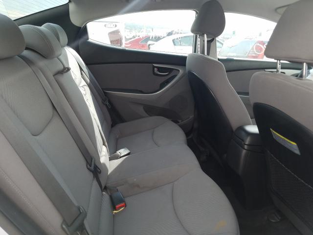 Photo 5 VIN: KMHDH4AE6FU320528 - HYUNDAI ELANTRA 