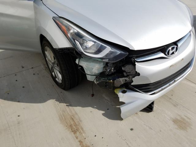 Photo 8 VIN: KMHDH4AE6FU320528 - HYUNDAI ELANTRA 