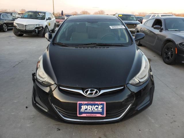 Photo 4 VIN: KMHDH4AE6FU328810 - HYUNDAI ELANTRA 