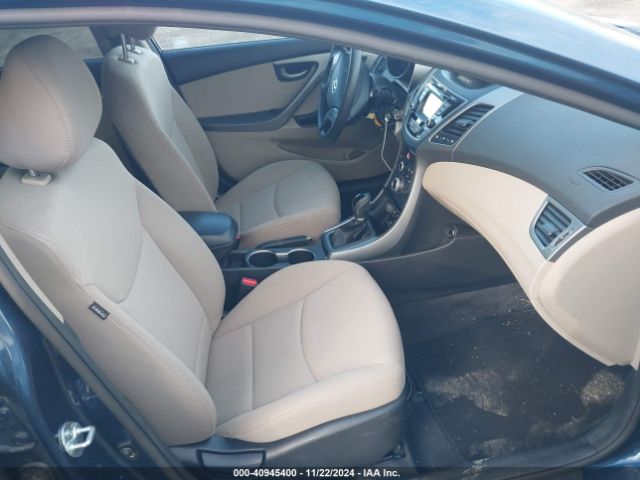 Photo 4 VIN: KMHDH4AE6FU389154 - HYUNDAI ELANTRA 