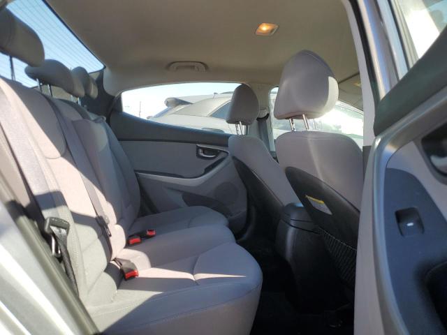 Photo 9 VIN: KMHDH4AE6FU442922 - HYUNDAI ELANTRA SE 