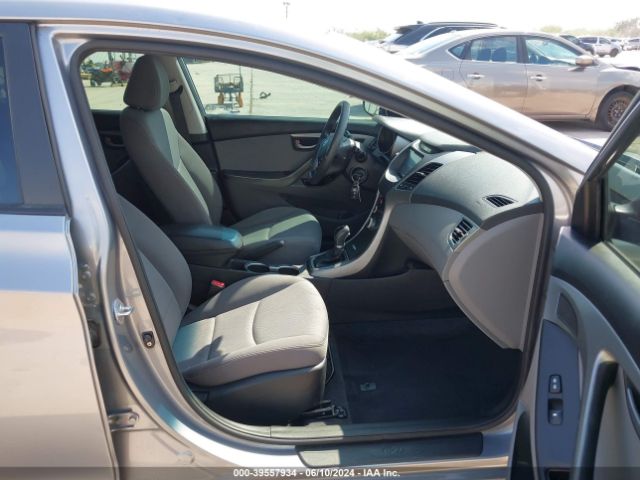 Photo 4 VIN: KMHDH4AE6FU454116 - HYUNDAI ELANTRA 