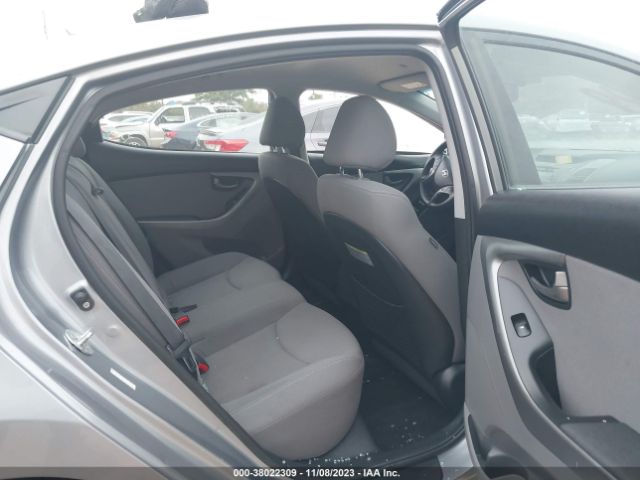 Photo 7 VIN: KMHDH4AE6GU479065 - HYUNDAI ELANTRA 