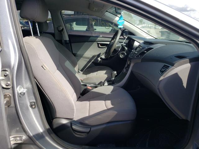 Photo 4 VIN: KMHDH4AE6GU483200 - HYUNDAI ELANTRA SE 