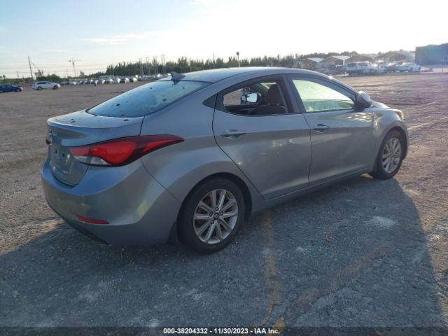 Photo 3 VIN: KMHDH4AE6GU518317 - HYUNDAI ELANTRA 