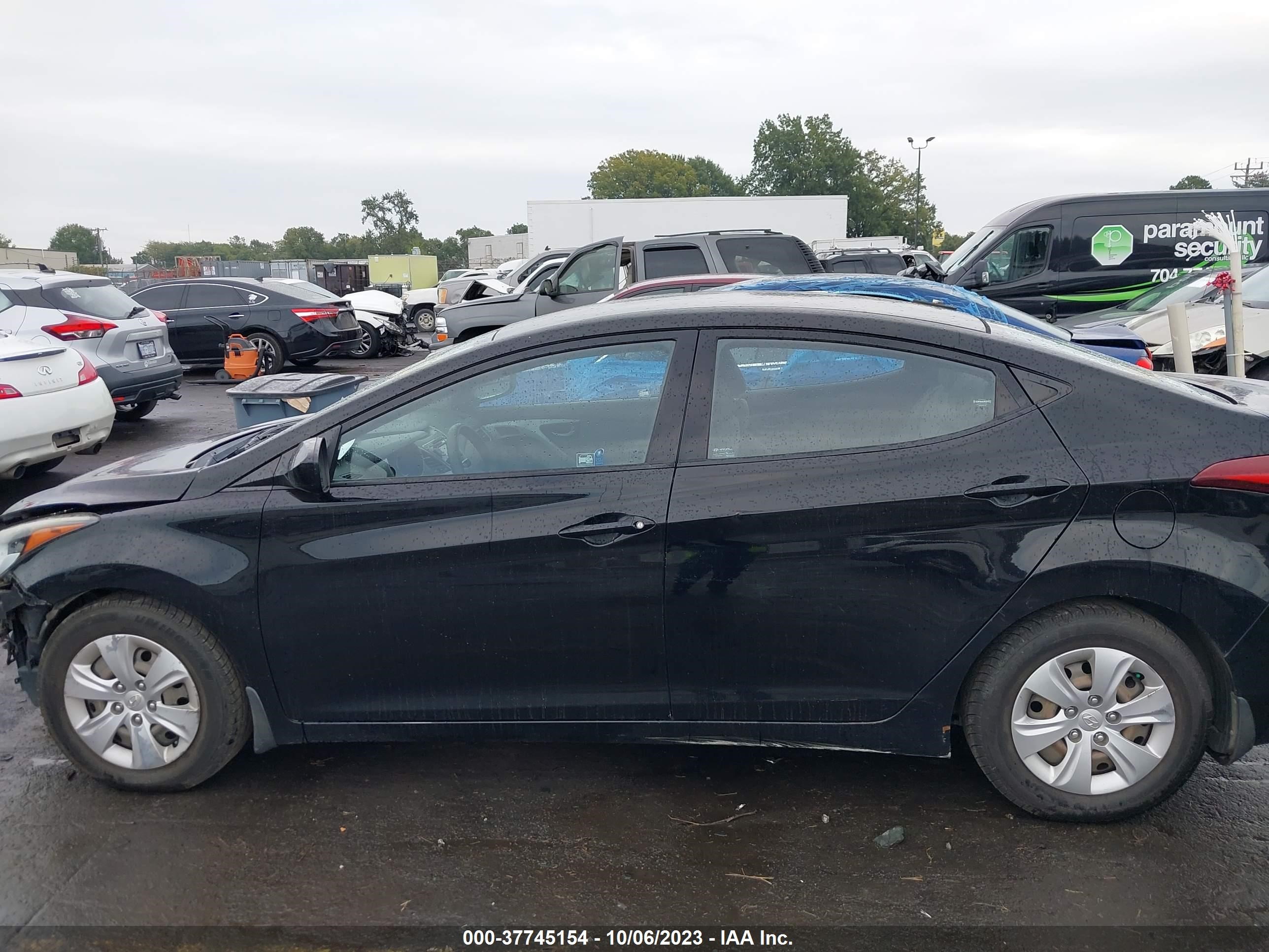 Photo 14 VIN: KMHDH4AE6GU545551 - HYUNDAI ELANTRA 