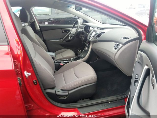 Photo 4 VIN: KMHDH4AE6GU586956 - HYUNDAI ELANTRA 