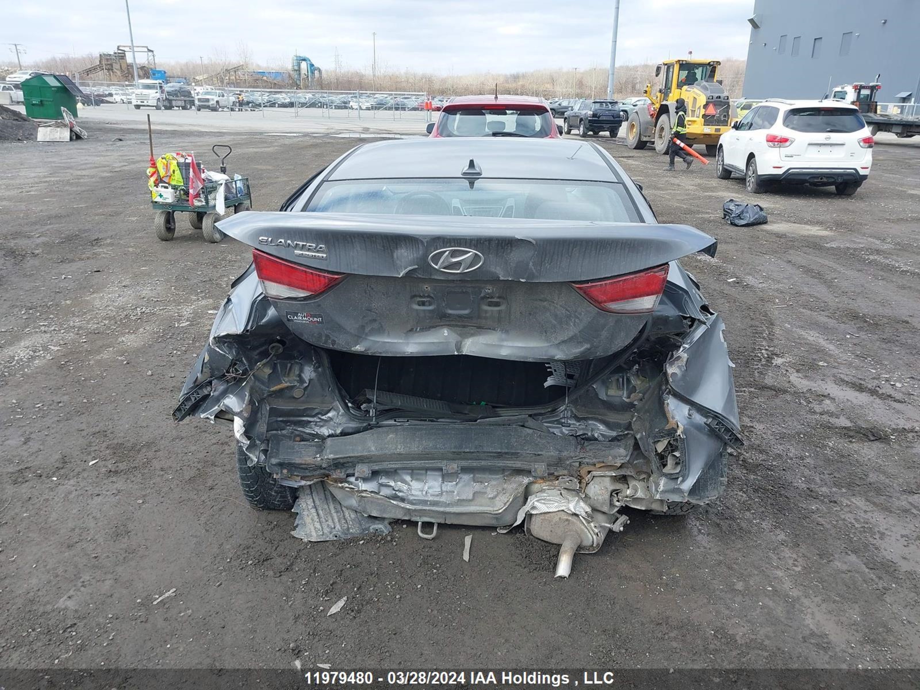 Photo 16 VIN: KMHDH4AE6GU643866 - HYUNDAI ELANTRA 