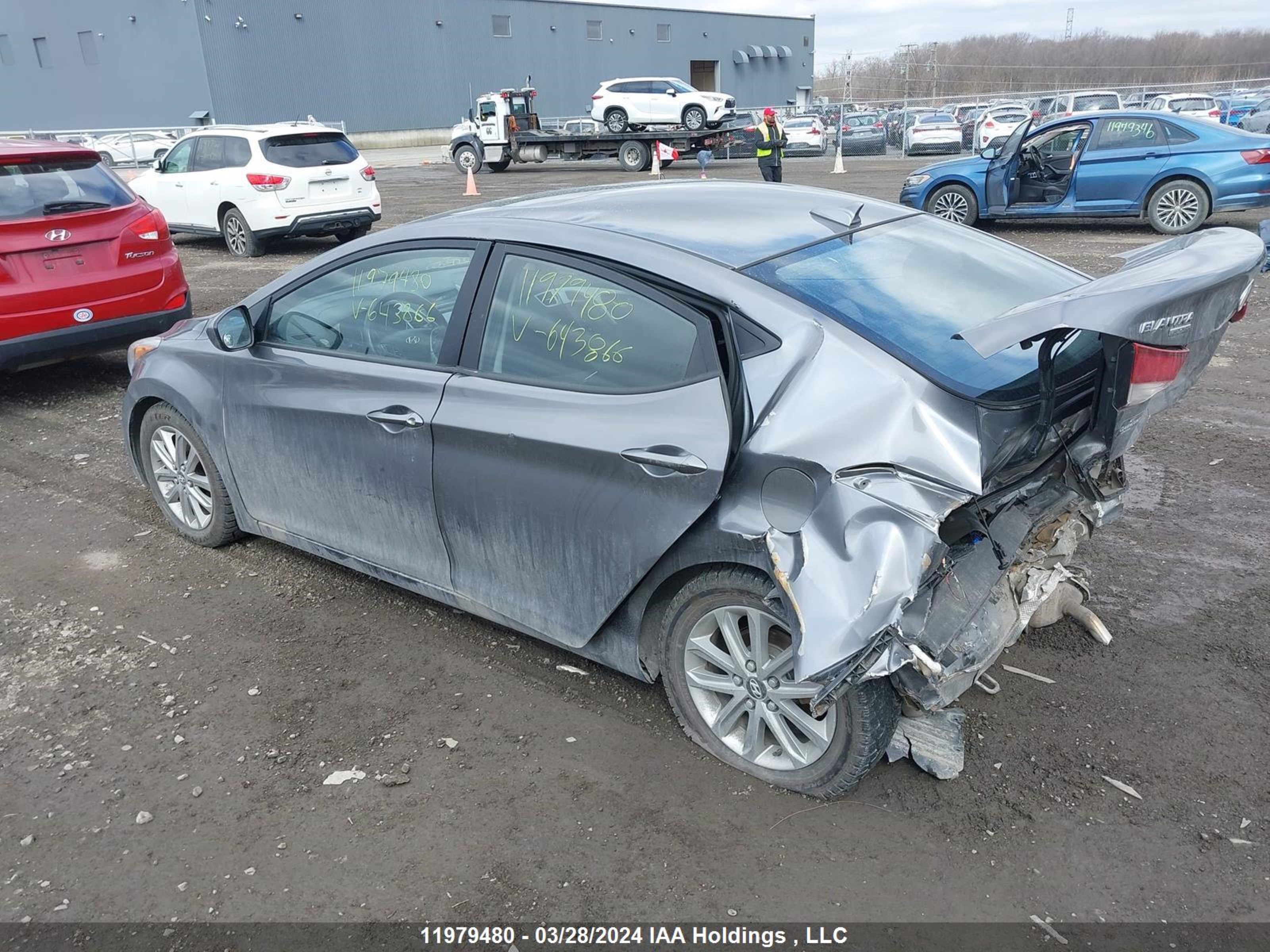 Photo 2 VIN: KMHDH4AE6GU643866 - HYUNDAI ELANTRA 