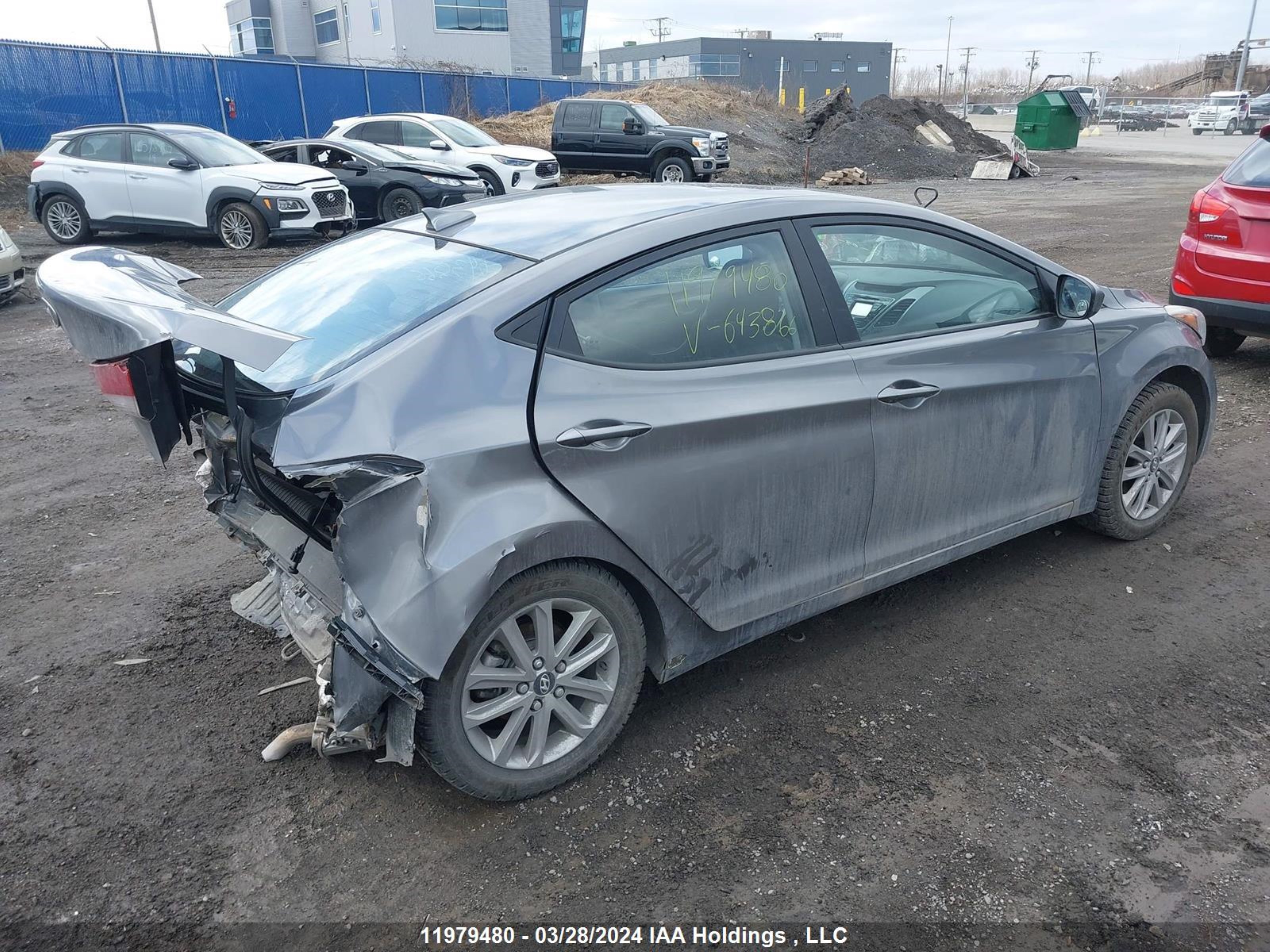 Photo 3 VIN: KMHDH4AE6GU643866 - HYUNDAI ELANTRA 