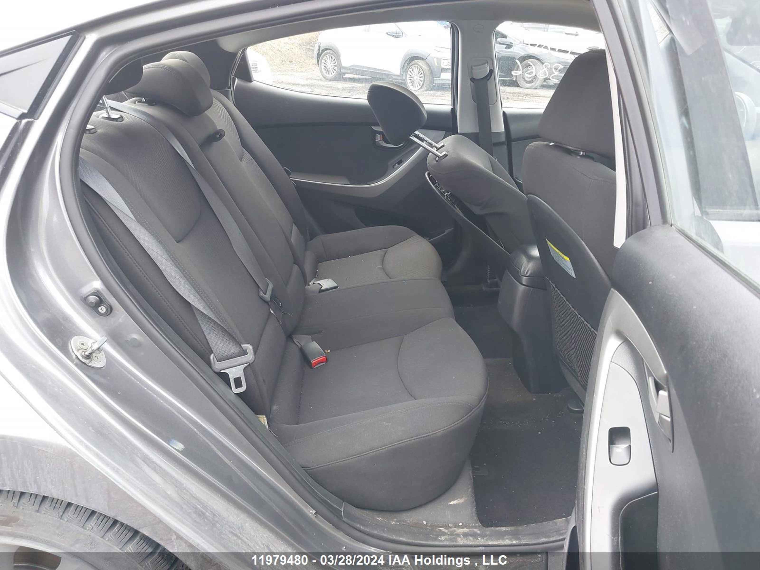 Photo 7 VIN: KMHDH4AE6GU643866 - HYUNDAI ELANTRA 