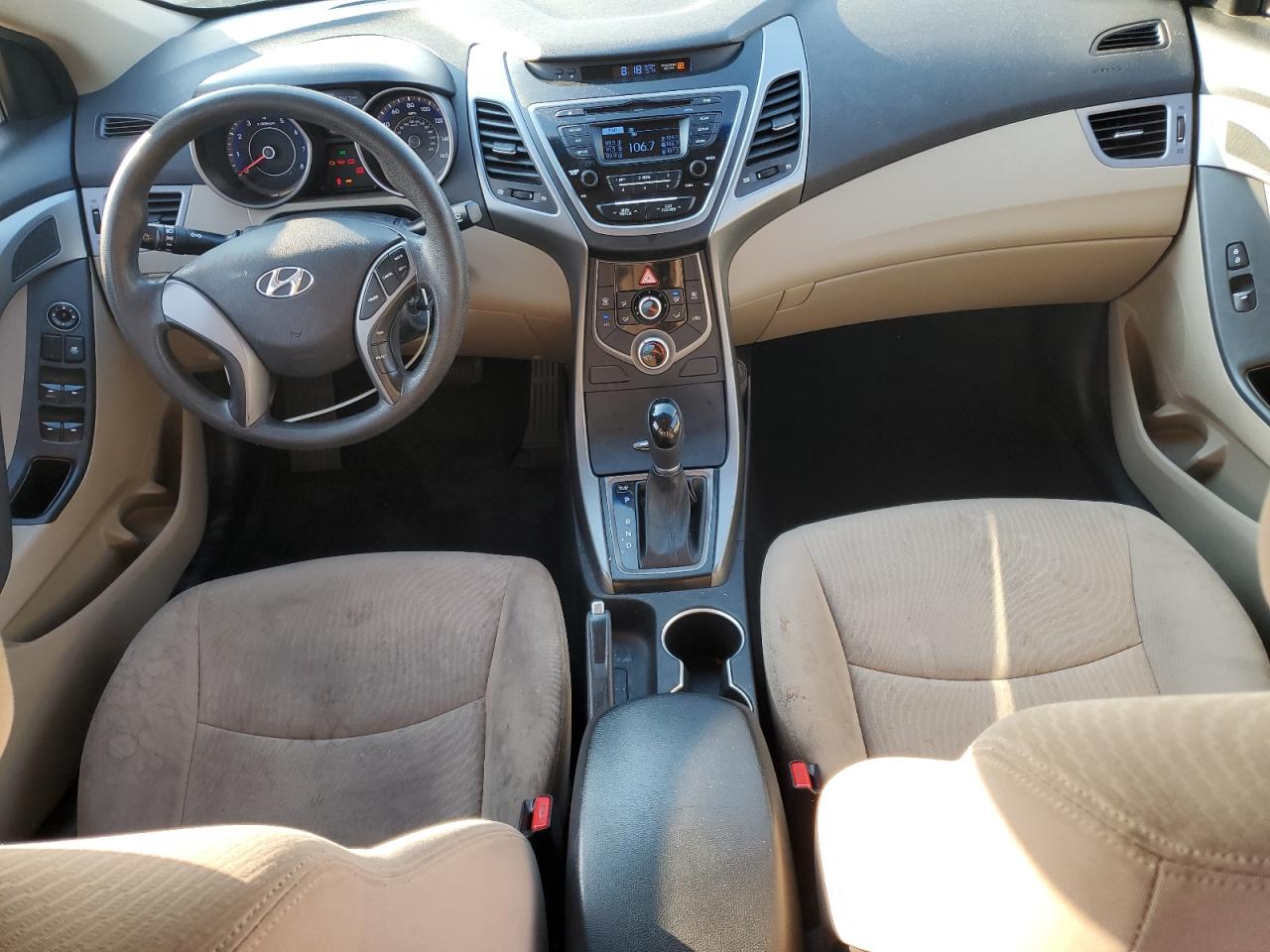 Photo 7 VIN: KMHDH4AE6GU650364 - HYUNDAI ELANTRA 