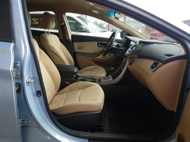 Photo 4 VIN: KMHDH4AE7BU110689 - HYUNDAI ELANTRA GL 