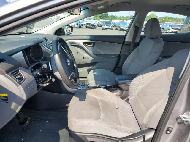 Photo 6 VIN: KMHDH4AE7BU112233 - HYUNDAI ELANTRA GL 