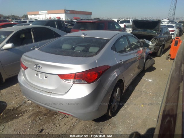 Photo 3 VIN: KMHDH4AE7BU138900 - HYUNDAI ELANTRA 