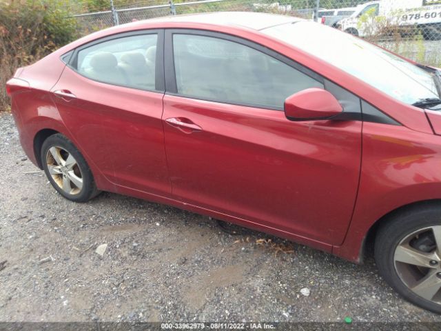 Photo 5 VIN: KMHDH4AE7BU148150 - HYUNDAI ELANTRA 