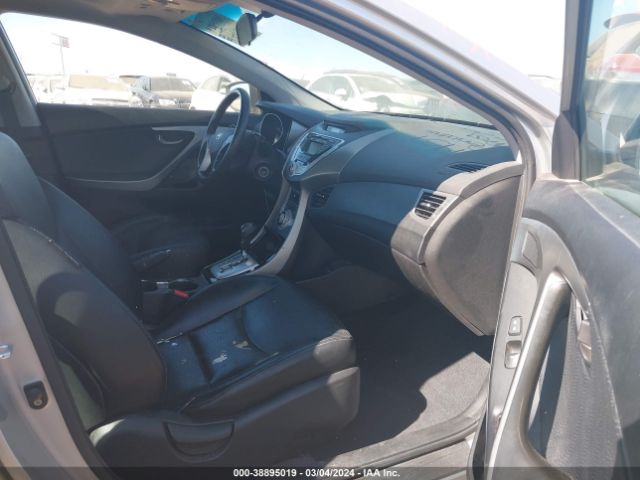 Photo 4 VIN: KMHDH4AE7BU152554 - HYUNDAI ELANTRA 