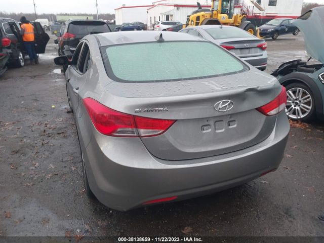 Photo 2 VIN: KMHDH4AE7BU156104 - HYUNDAI ELANTRA 