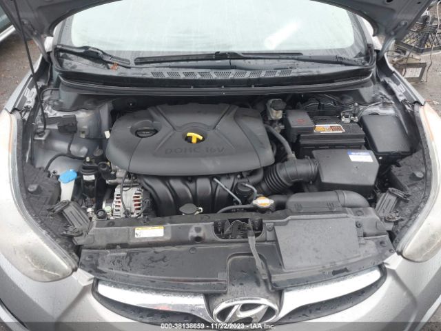 Photo 9 VIN: KMHDH4AE7BU156104 - HYUNDAI ELANTRA 