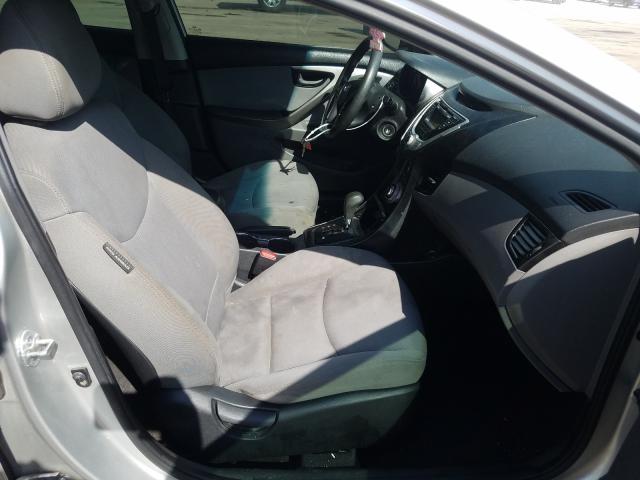 Photo 4 VIN: KMHDH4AE7BU167572 - HYUNDAI ELANTRA GL 