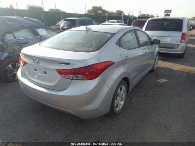 Photo 3 VIN: KMHDH4AE7CU205254 - HYUNDAI ELANTRA 