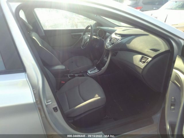 Photo 4 VIN: KMHDH4AE7CU205254 - HYUNDAI ELANTRA 