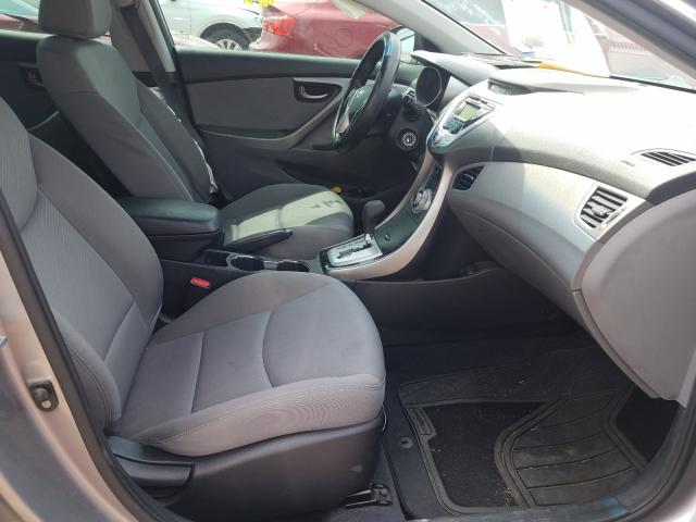 Photo 4 VIN: KMHDH4AE7CU314345 - HYUNDAI ELANTRA GL 