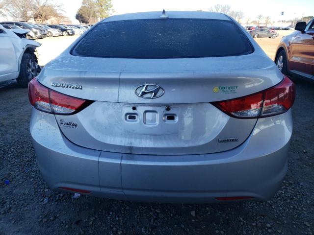 Photo 5 VIN: KMHDH4AE7CU323062 - HYUNDAI ELANTRA 