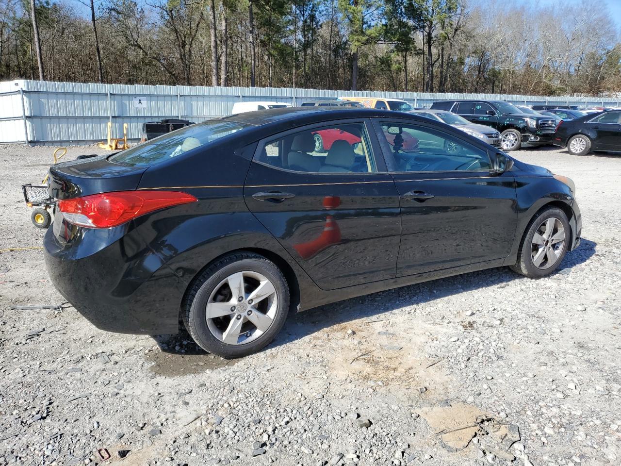 Photo 2 VIN: KMHDH4AE7CU328620 - HYUNDAI ELANTRA 