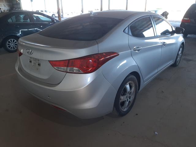 Photo 3 VIN: KMHDH4AE7CU334420 - HYUNDAI ELANTRA 