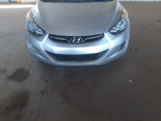 Photo 8 VIN: KMHDH4AE7CU334420 - HYUNDAI ELANTRA 