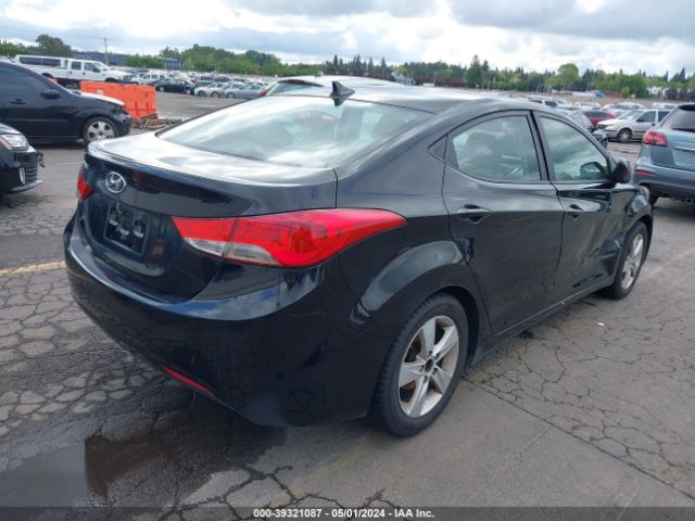 Photo 3 VIN: KMHDH4AE7CU368910 - HYUNDAI ELANTRA 