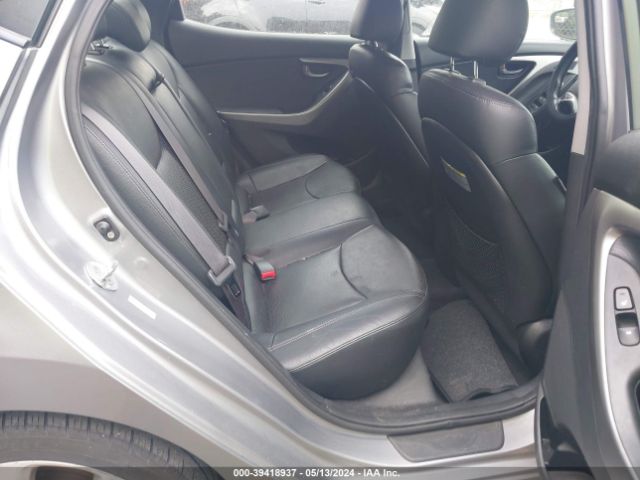 Photo 7 VIN: KMHDH4AE7CU370754 - HYUNDAI ELANTRA 