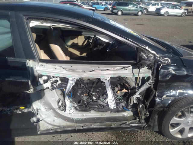 Photo 5 VIN: KMHDH4AE7CU378398 - HYUNDAI ELANTRA 