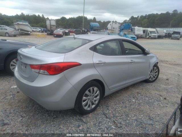 Photo 3 VIN: KMHDH4AE7CU401811 - HYUNDAI ELANTRA 