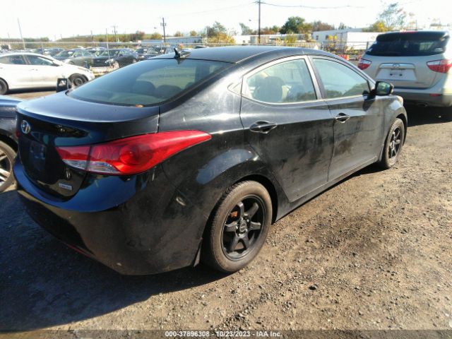 Photo 3 VIN: KMHDH4AE7DU499160 - HYUNDAI ELANTRA 