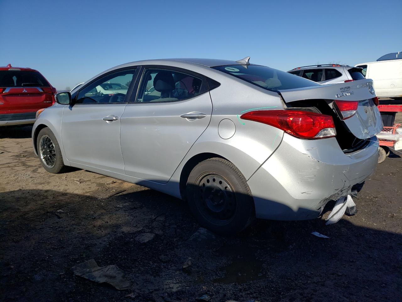 Photo 1 VIN: KMHDH4AE7DU527832 - HYUNDAI ELANTRA 