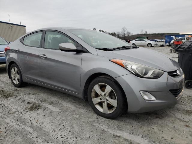 Photo 3 VIN: KMHDH4AE7DU557347 - HYUNDAI ELANTRA 