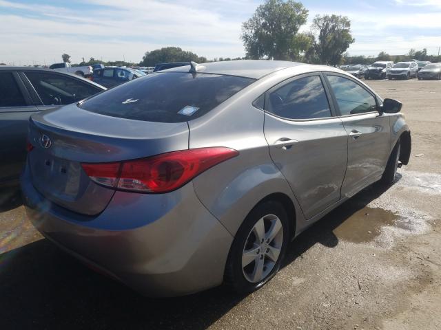 Photo 3 VIN: KMHDH4AE7DU563164 - HYUNDAI ELANTRA GL 