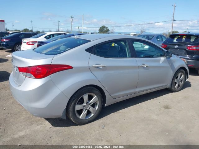 Photo 3 VIN: KMHDH4AE7DU692019 - HYUNDAI ELANTRA 