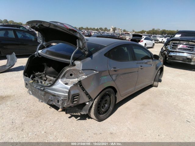 Photo 3 VIN: KMHDH4AE7DU747598 - HYUNDAI ELANTRA 