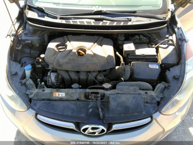 Photo 9 VIN: KMHDH4AE7DU747598 - HYUNDAI ELANTRA 