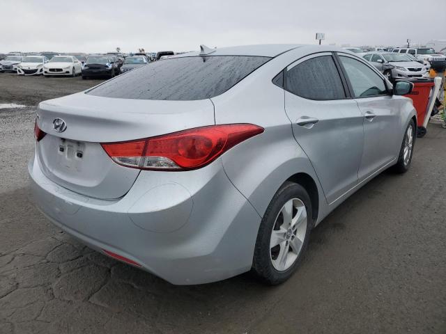 Photo 2 VIN: KMHDH4AE7DU800025 - HYUNDAI ELANTRA 