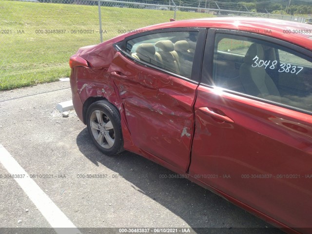 Photo 5 VIN: KMHDH4AE7DU801658 - HYUNDAI ELANTRA 