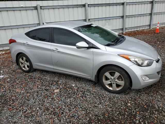 Photo 3 VIN: KMHDH4AE7DU869104 - HYUNDAI ELANTRA GL 