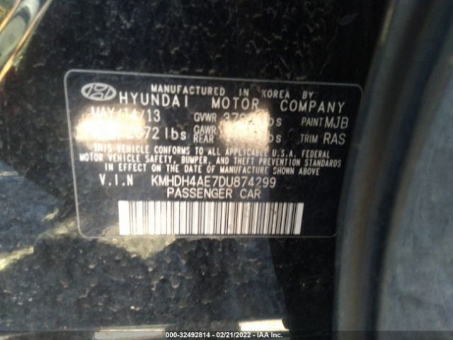 Photo 8 VIN: KMHDH4AE7DU874299 - HYUNDAI ELANTRA 