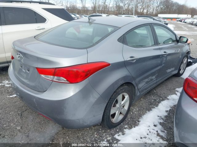 Photo 3 VIN: KMHDH4AE7DU896836 - HYUNDAI ELANTRA 