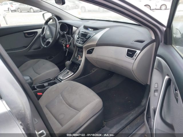 Photo 4 VIN: KMHDH4AE7DU896836 - HYUNDAI ELANTRA 