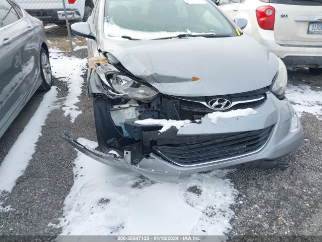 Photo 5 VIN: KMHDH4AE7DU896836 - HYUNDAI ELANTRA 